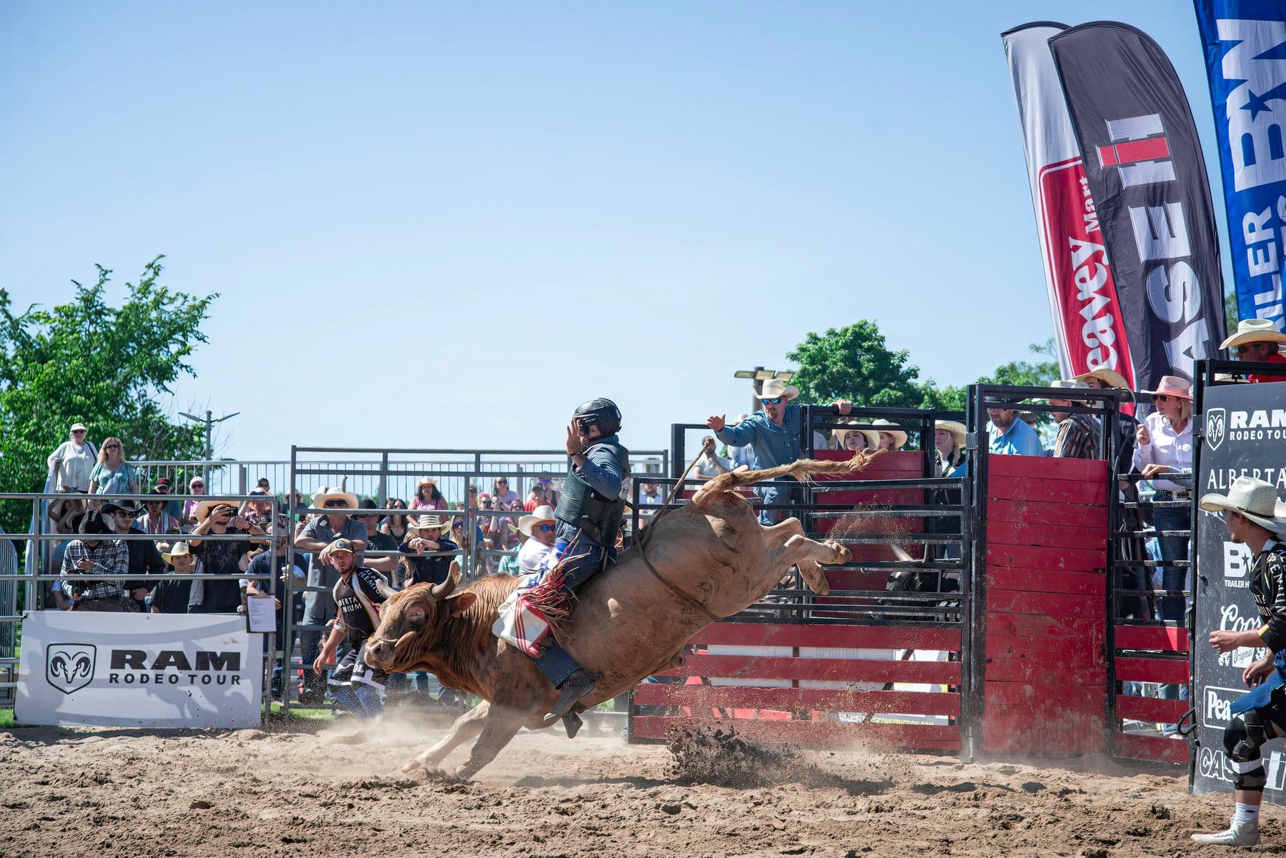 PBR Teams: Wildcatter Days presented by zone Premium Nicotine Pouches: bull riding arena action.